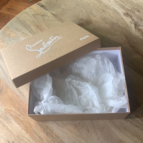 CHRISTIAN LOUBOUTIN Shoebox - Picture 6 of 6